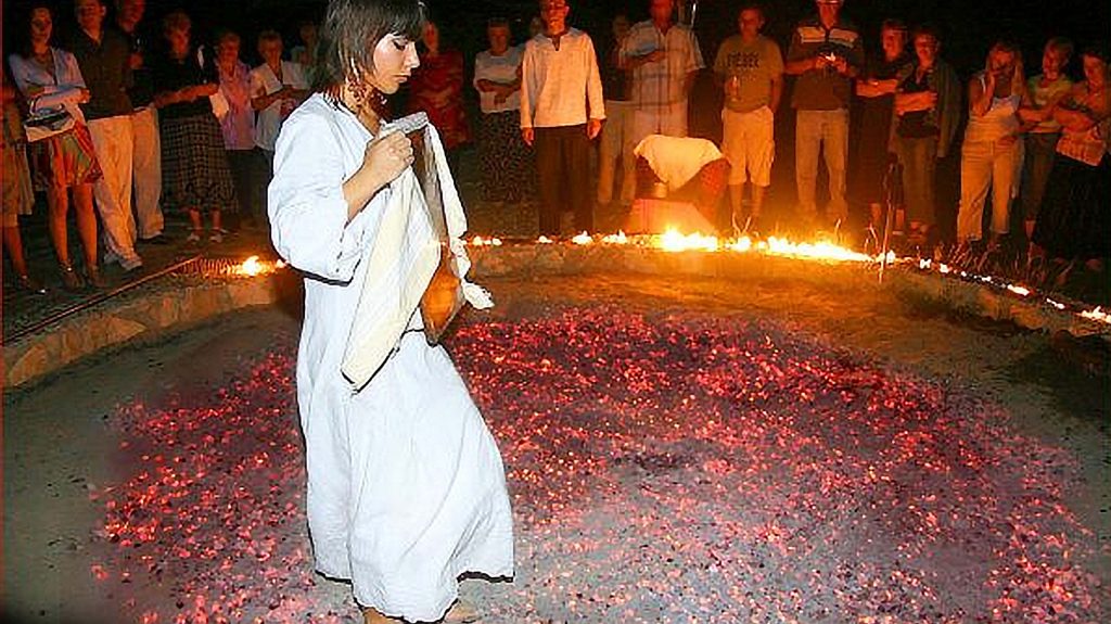 Нестинарство